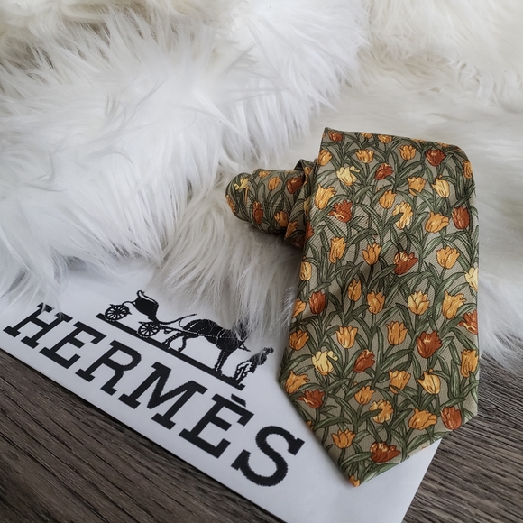 HERMÈS - Tie - Picture 15 of 16